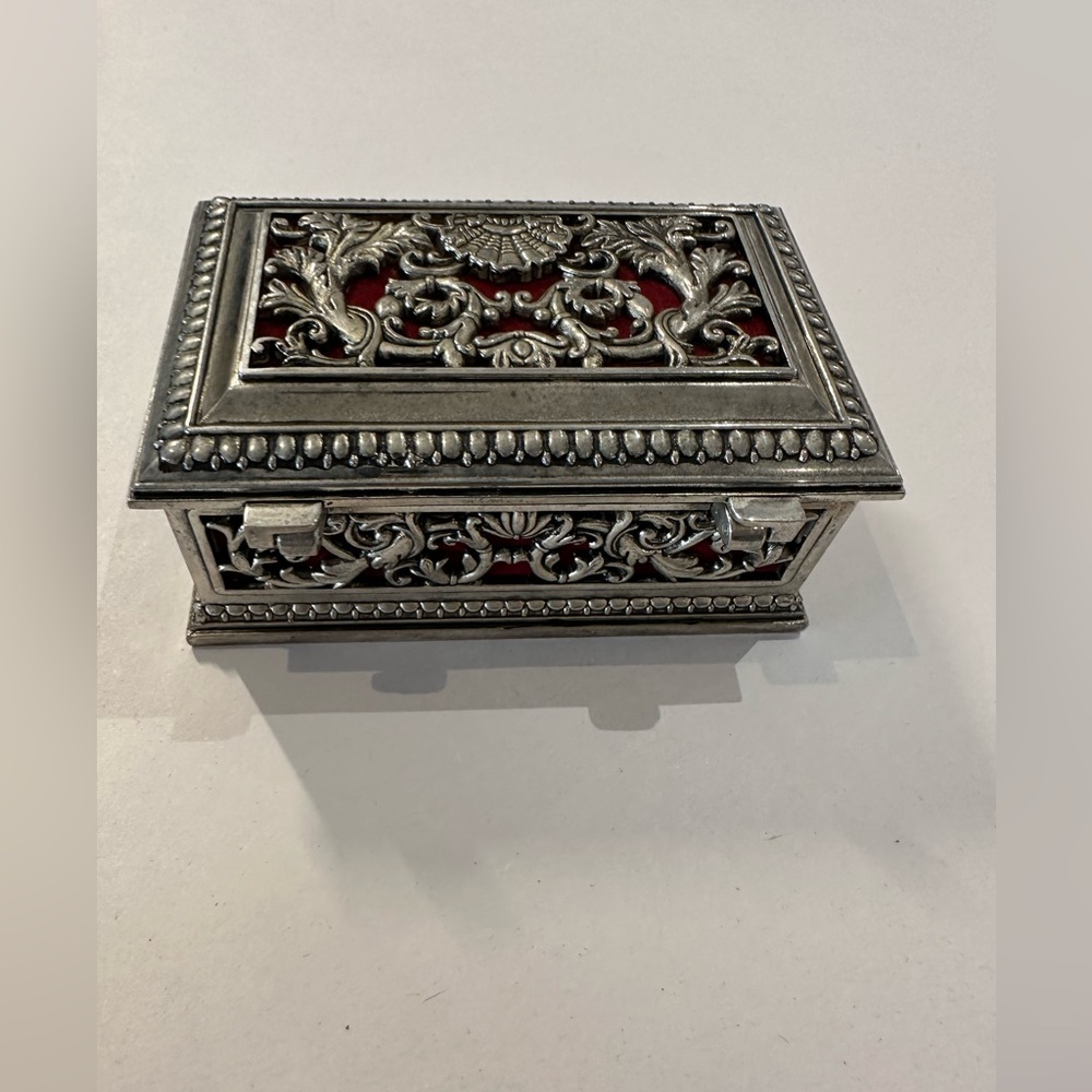 Vintage silver plated jewelry box - Picture 4 of 7